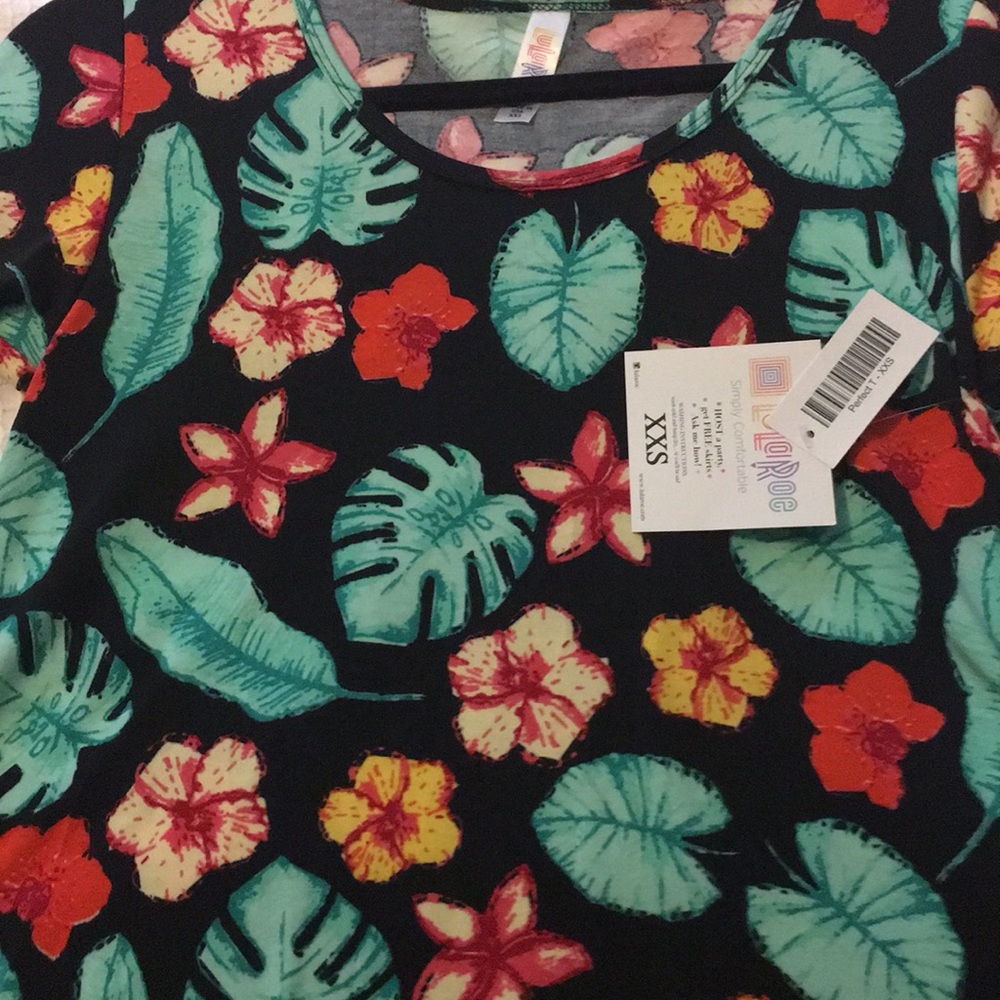 Lularoe perfect Tee